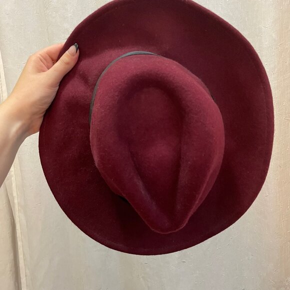 Dark Red Felt Fedora-Style Hat - Picture 2 of 4